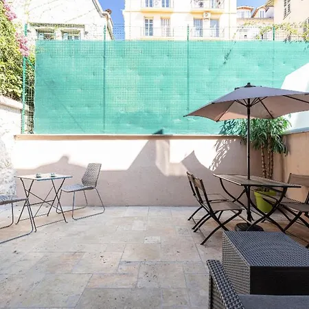 Loft A Deux Pas De La Avec Terrasse N2